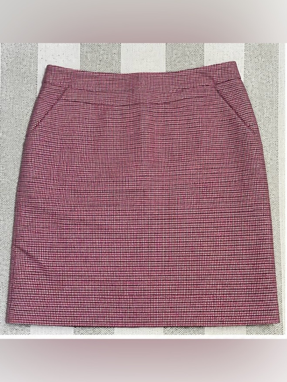 L.L.Bean Favorite Fit Houndstooth Pencil Skirt Burgundy Size 8 Petite